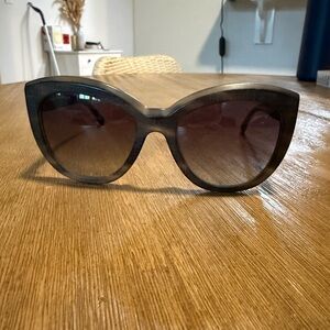 Chanel Stylish Sunglasses with case